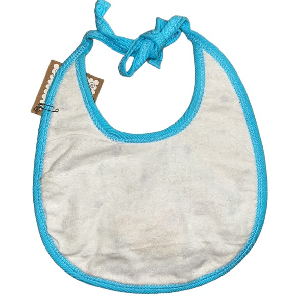 NEW 60’s lyrics “the lion sleeps tonight” baby bib - Picture 5 of 6